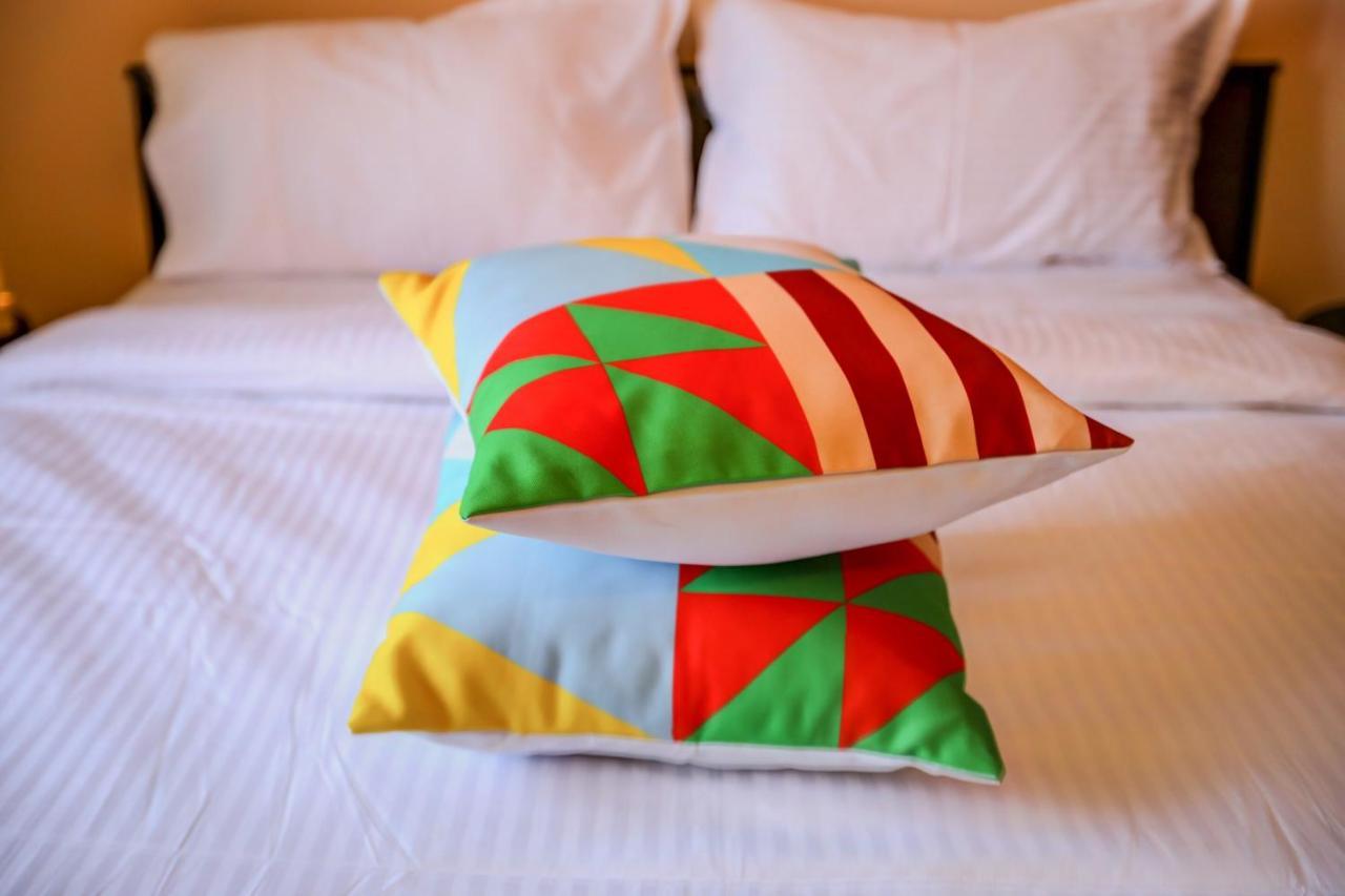 Hotel Dreamz Airport Residency Cochin Nedumbassery Zewnętrze zdjęcie